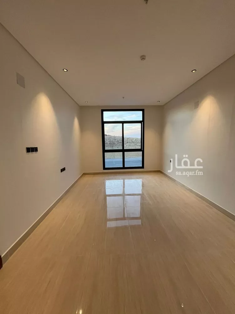 شقة للبيع في شارع عبدالعزيز بن إسماعيل, حي المهدية, مدينة الرياض, منطقة الرياض 14