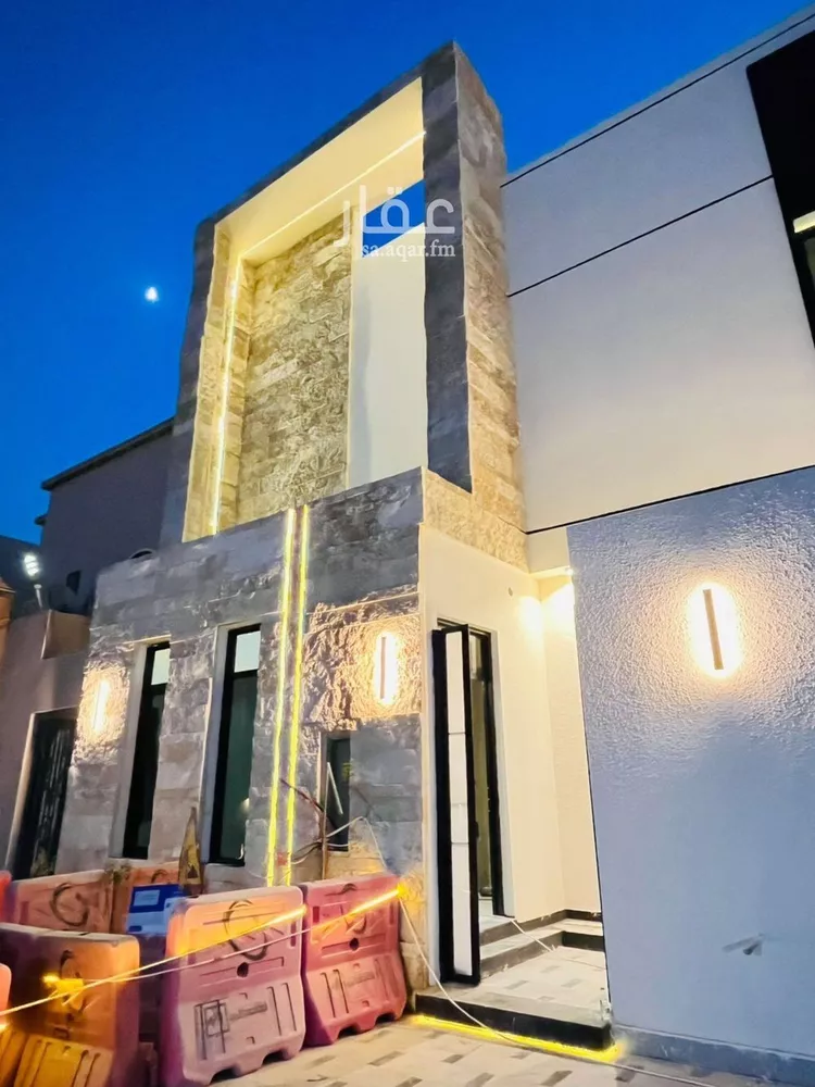 فيلا للبيع في شارع عبدالعزيز بن إسماعيل, حي المهدية, مدينة الرياض, منطقة الرياض صورة 2