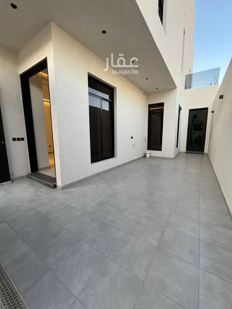 فيلا للبيع في شارع أحمد بن هاشم, حي المهدية, مدينة الرياض, منطقة الرياض صورة 4