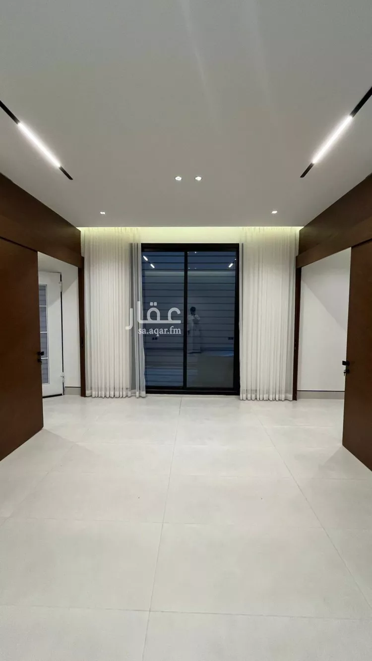 فيلا للبيع في شارع عفيف الدين الثقفي, حي المهدية, مدينة الرياض, منطقة الرياض صورة 5
