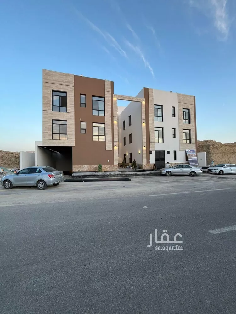 شقة للبيع في شارع عبدالعزيز بن إسماعيل, حي المهدية, مدينة الرياض, منطقة الرياض صورة 2