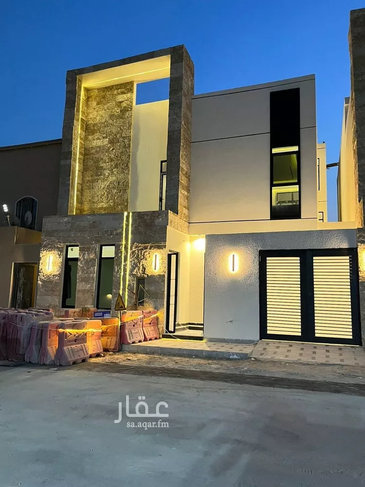 فيلا للبيع في شارع عبدالعزيز بن إسماعيل, حي المهدية, مدينة الرياض, منطقة الرياض