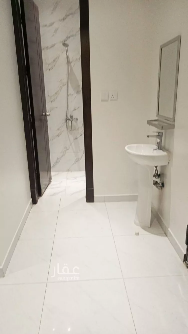 شقة للإيجار في شارع محمد نصيف, حي العارض, مدينة الرياض, منطقة الرياض صورة 2