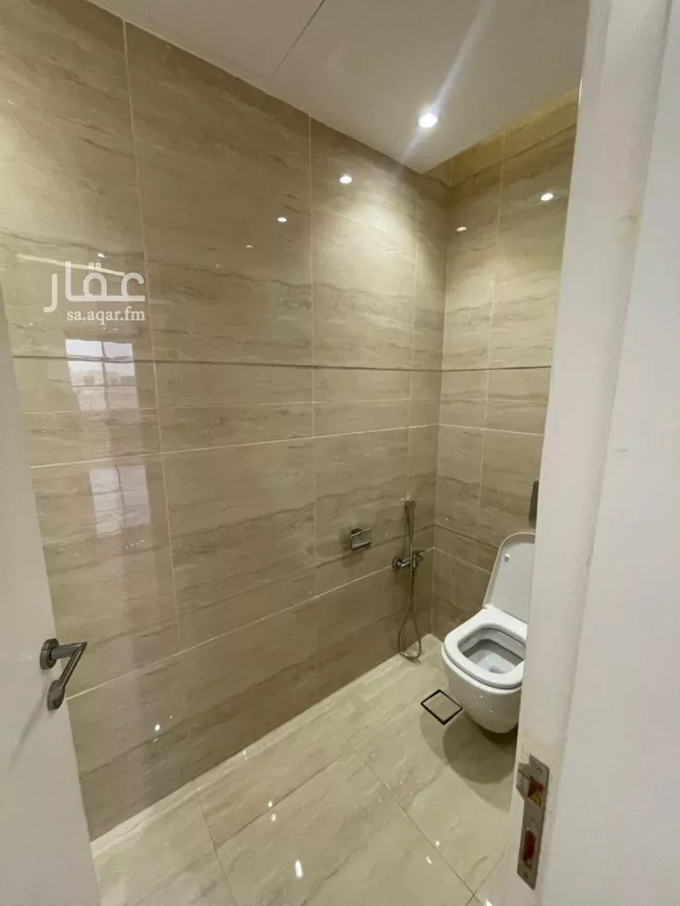 شقة للإيجار في شارع الامير فيصل بن عبدالله بن عبدالرحمن, حي حطين, مدينة الرياض, منطقة الرياض صورة 2