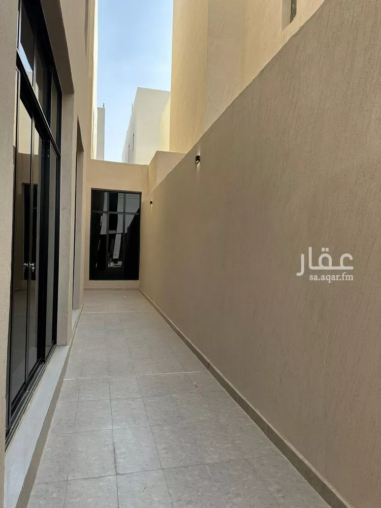 دور للبيع في شارع رقم 160, حي الجنادرية, مدينة الرياض, منطقة الرياض صورة 2