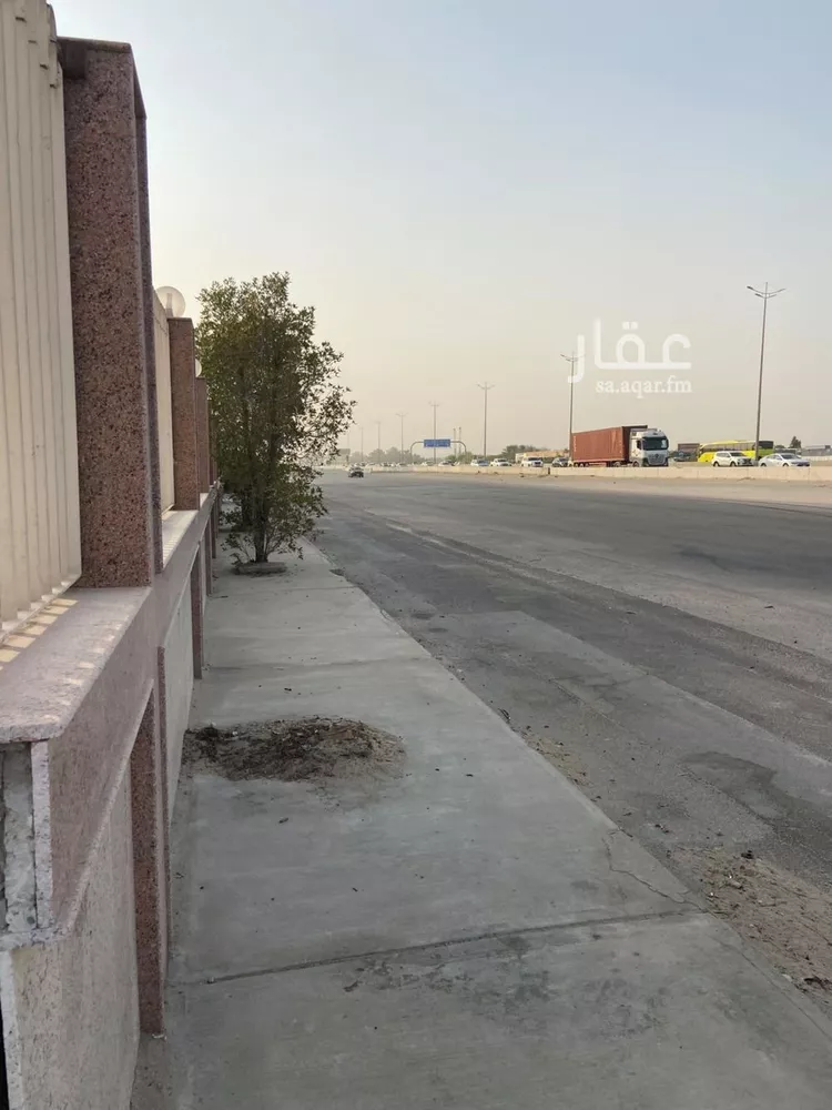 أرض للبيع في شارع الظهران الجبيل السريع, حي النابية, مدينة القطيف, المنطقة الشرقية صورة 5