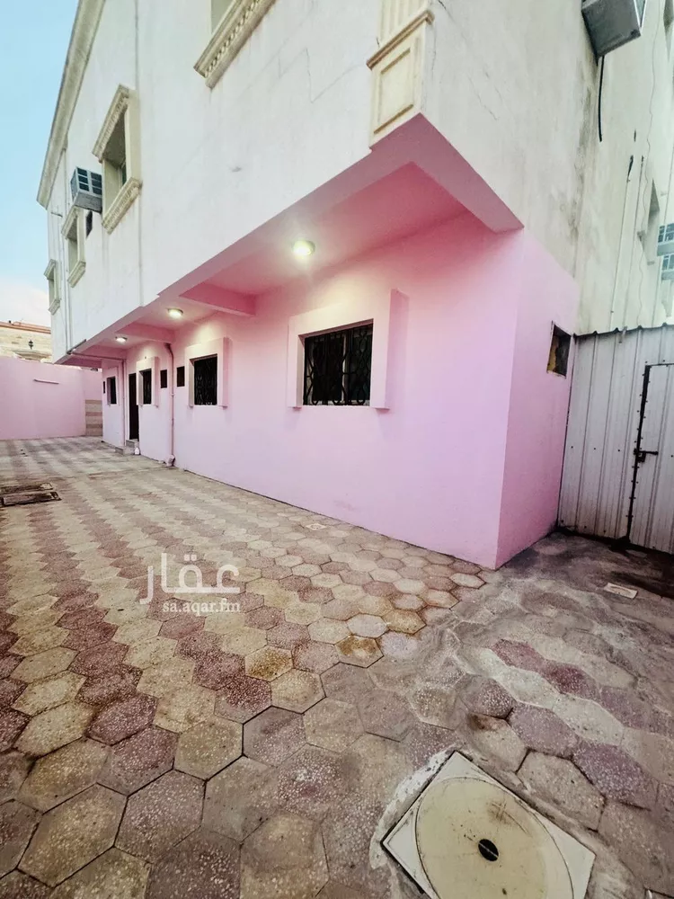 شقة للإيجار في شارع عبدالرحمن ابن ابي عقيل, حي طيبة, مدينة الدمام, المنطقة الشرقية صورة 2