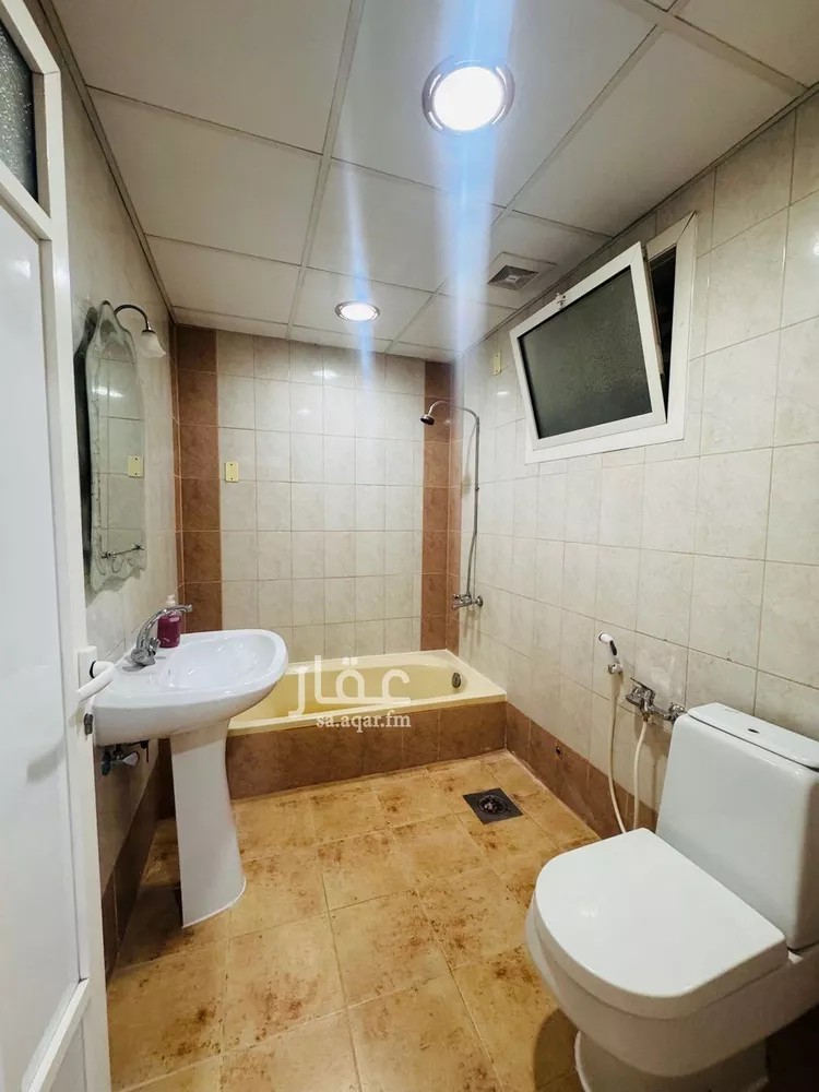 شقة للإيجار في شارع 35ب, حي بدر, مدينة الدمام, المنطقة الشرقية صورة 5
