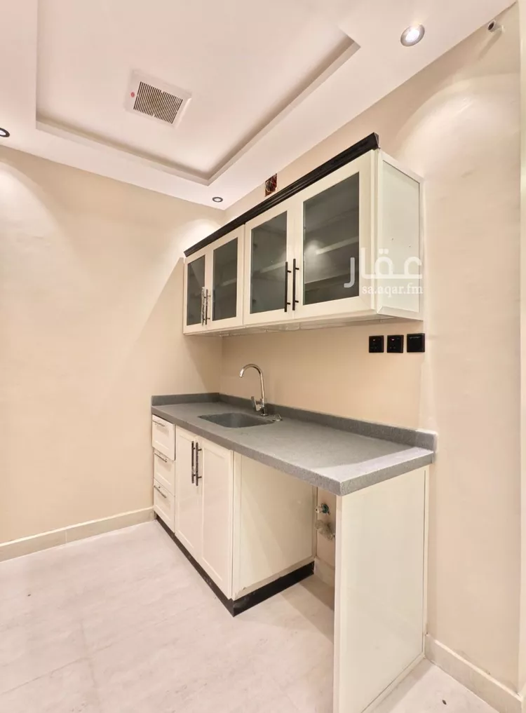 شقة للإيجار في شارع ابن سينا, حي المروج, مدينة الرياض, منطقة الرياض صورة 2