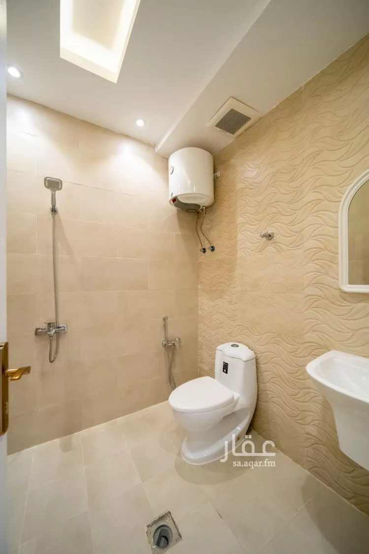 شقة للإيجار في شارع ابي بكر الصديق الفرعي, حي النفل, مدينة الرياض, منطقة الرياض صورة 3