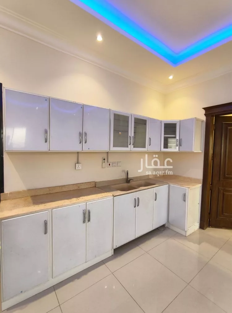 شقة للإيجار في شارع قلعة صلاح الدين, حي العقيق, مدينة الرياض, منطقة الرياض صورة 3