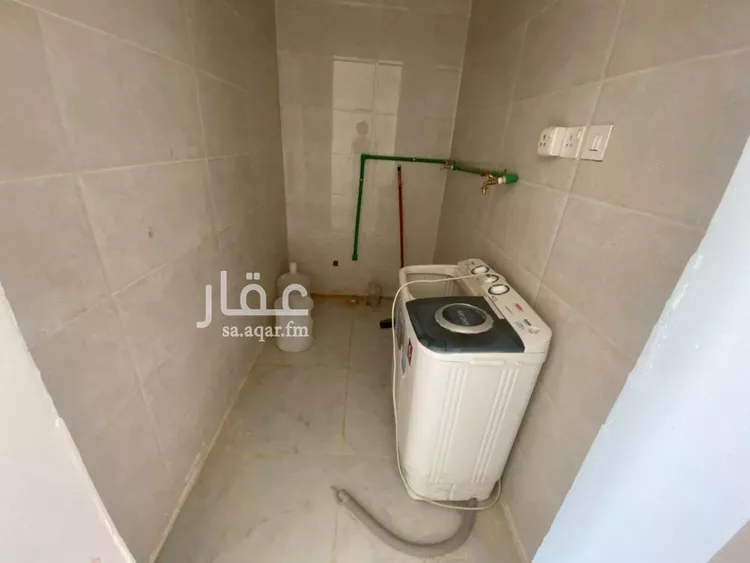 فيلا للبيع في شارع أبي الخير بن محمد أبي السعادات, حي الرمال, مدينة الرياض, منطقة الرياض صورة 2