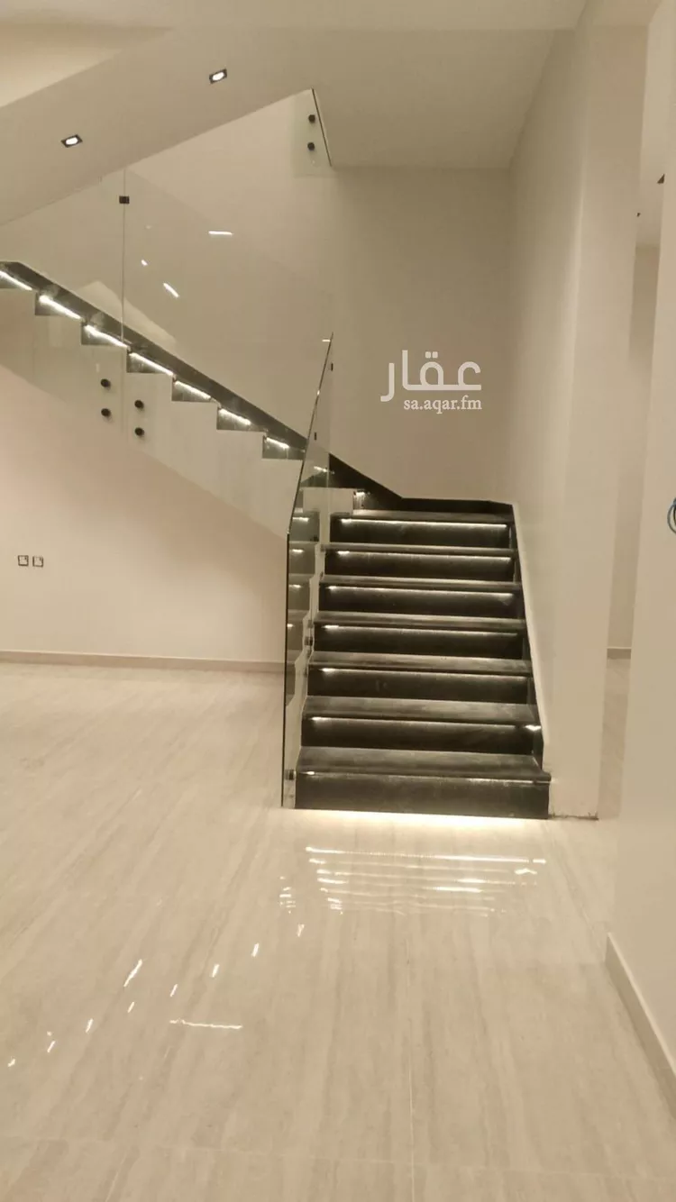 فيلا للبيع في شارع أبي الخير بن محمد أبي السعادات, حي الرمال, مدينة الرياض, منطقة الرياض صورة 3
