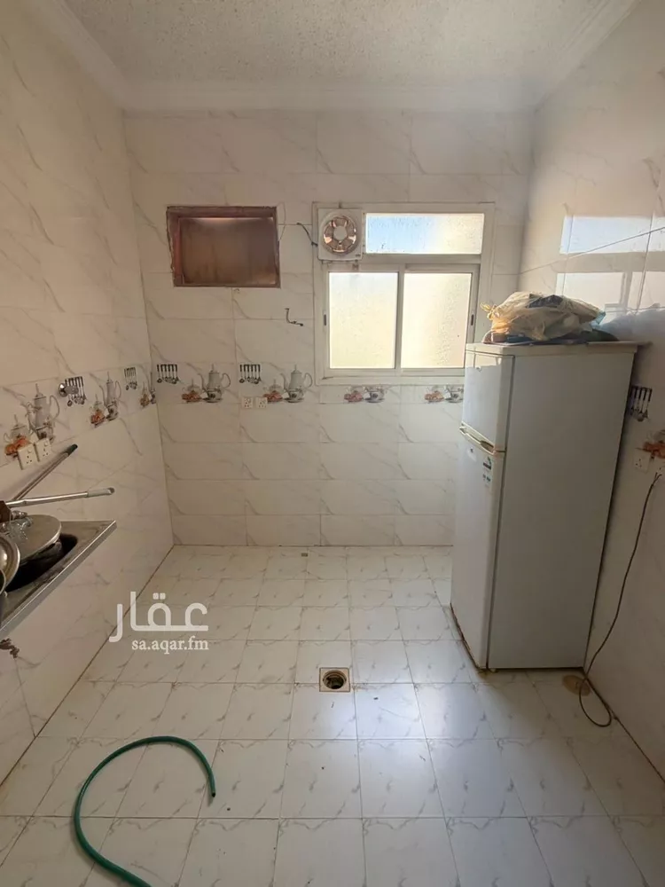 شقة للإيجار في شارع خالد بن زهير الهذلي, حي بدر, مدينة الرياض, منطقة الرياض صورة 3
