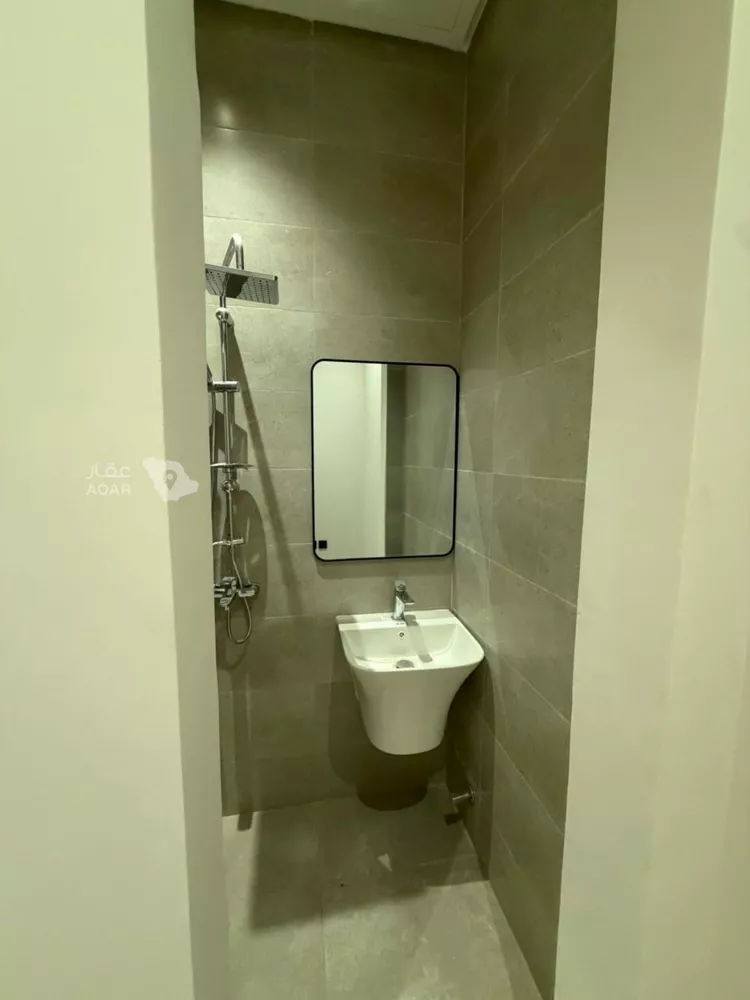 Apartment for Rent in Riyadh Al Yarmouk 9