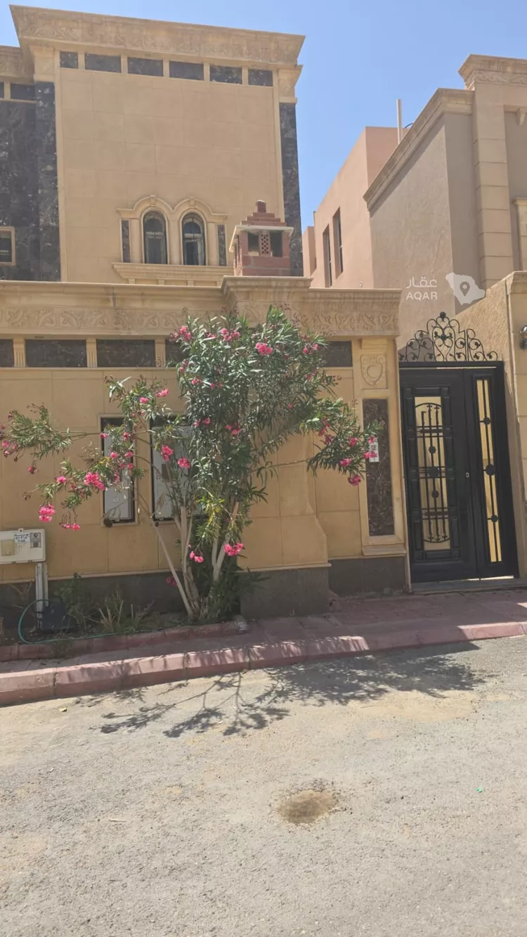 شقة للإيجار في شارع أحمد بن الحجاج, حي القيروان, مدينة الرياض, منطقة الرياض 10