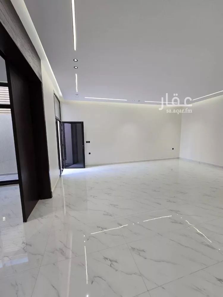 دور للبيع في شارع فهد المارك, حي الرمال, مدينة الرياض, منطقة الرياض صورة 3