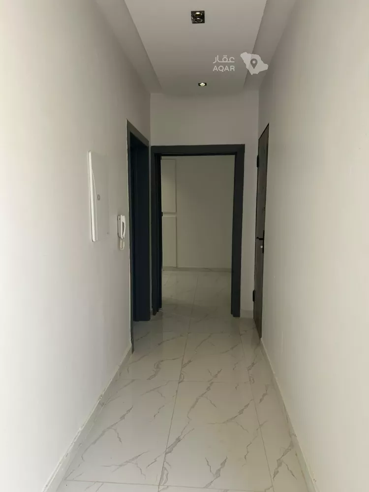 شقة للإيجار في شارع خالد بن زهير الهذلي, حي بدر, مدينة الرياض, منطقة الرياض صورة 2