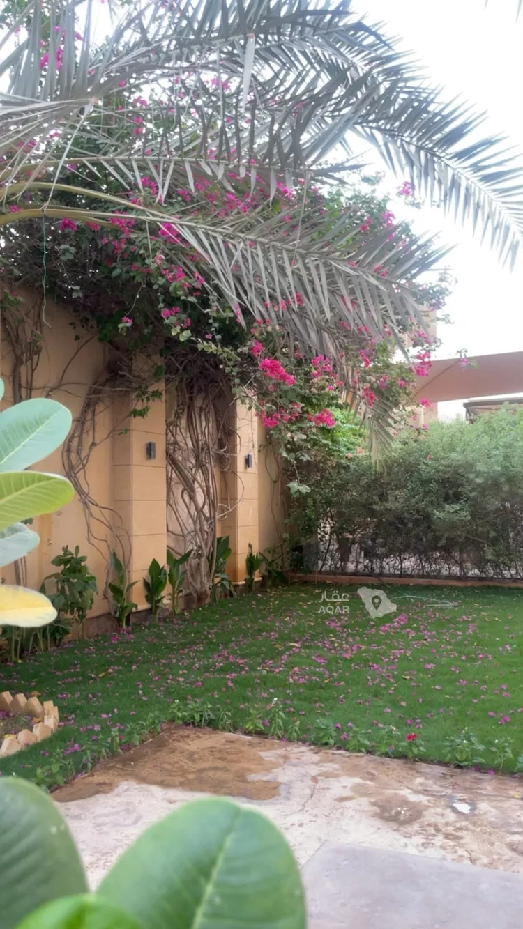 فيلا للبيع في شارع رقم 392, حي النرجس, مدينة الرياض, منطقة الرياض 5