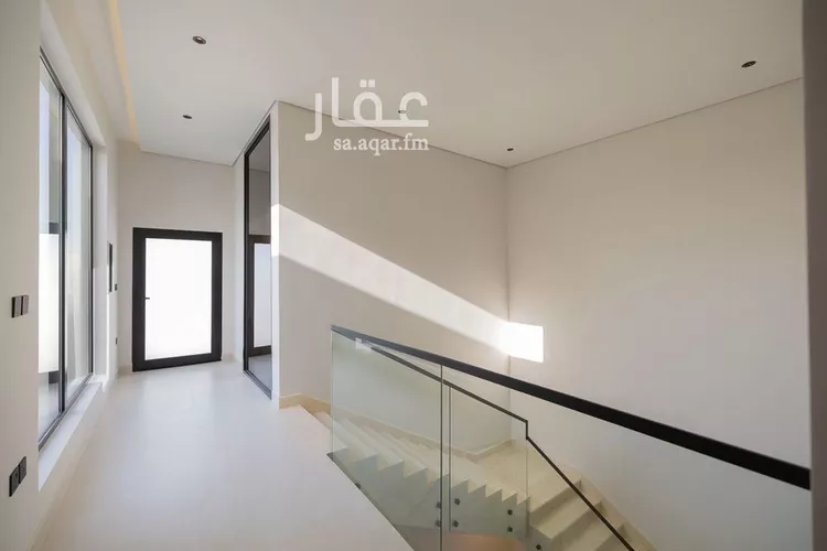 فيلا للبيع في شارع صلالة, حي ظهرة لبن, مدينة الرياض, منطقة الرياض صورة 4