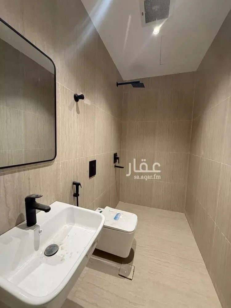 فيلا للبيع في شارع أحمد بن علي المحلي, حي الرمال, مدينة الرياض, منطقة الرياض صورة 2