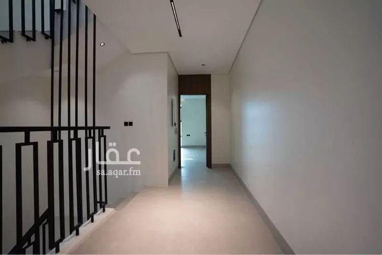 فيلا للبيع في شارع أبي عروة, حي المهدية, مدينة الرياض, منطقة الرياض صورة 5