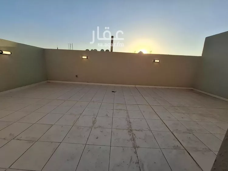 فيلا للبيع في شارع محمد السنوسي, حي العريجاء الغربي, مدينة الرياض, منطقة الرياض صورة 3