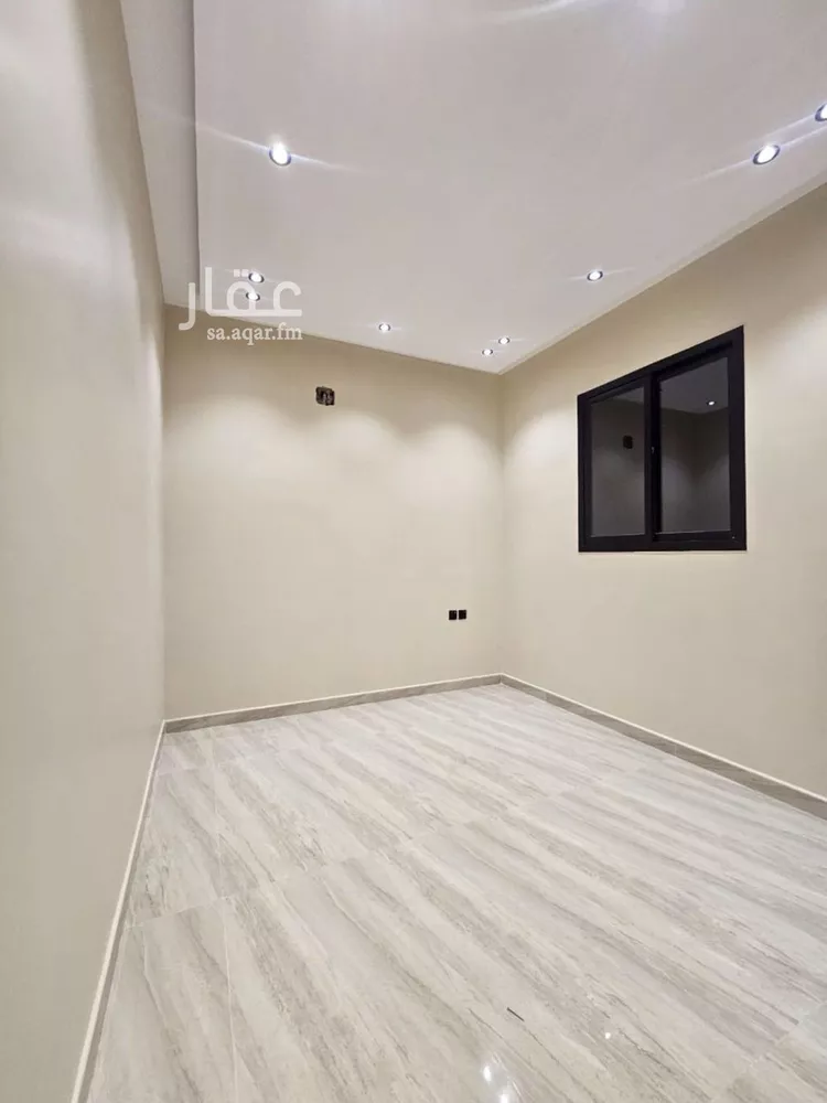 فيلا للبيع في شارع ابي عبدالله محمد بن فرحون, حي العريجاء الغربي, مدينة الرياض, منطقة الرياض صورة 5