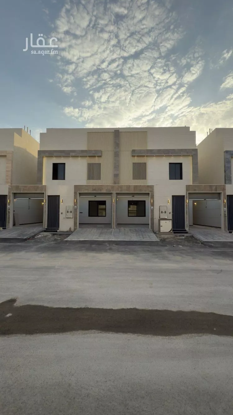 فيلا للبيع في شارع حسين الأبريقي, حي عكاظ, مدينة الرياض, منطقة الرياض