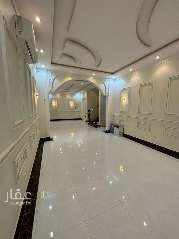 فيلا للإيجار في شارع المغيرة بن عوف, حي طويق, مدينة الرياض, منطقة الرياض