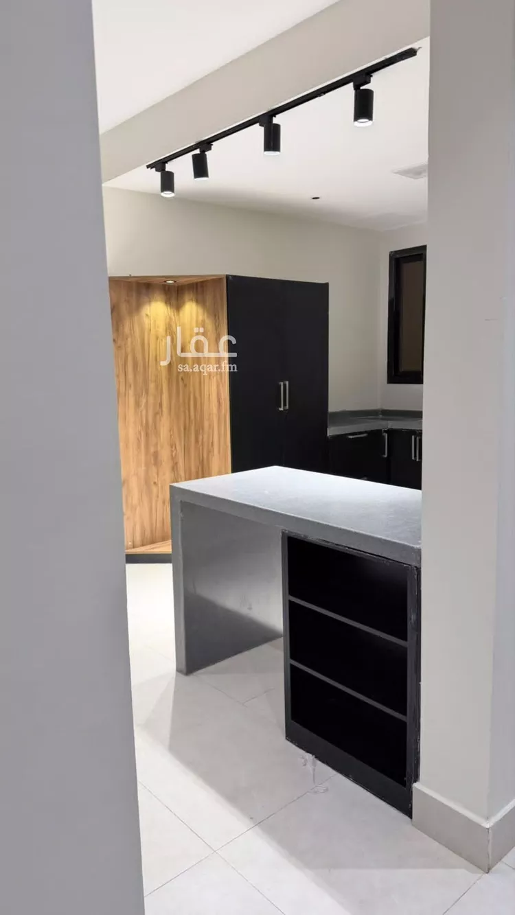 Floor for Rent in Riyadh Al Hazm 1 صورة