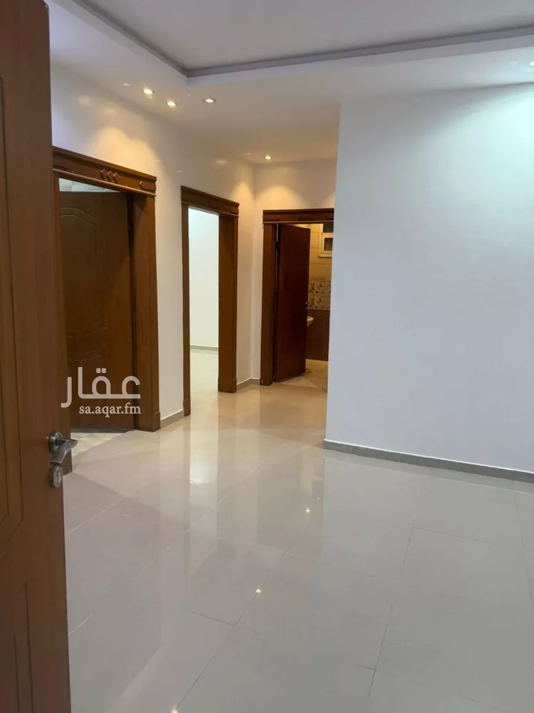 شقة للإيجار في شارع أبي عبيدة النابلسي, حي عكاظ, مدينة الرياض, منطقة الرياض