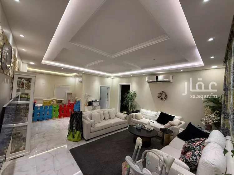 دور للبيع في شارع العرقين, حي الربيع, مدينة الرياض, منطقة الرياض صورة 5