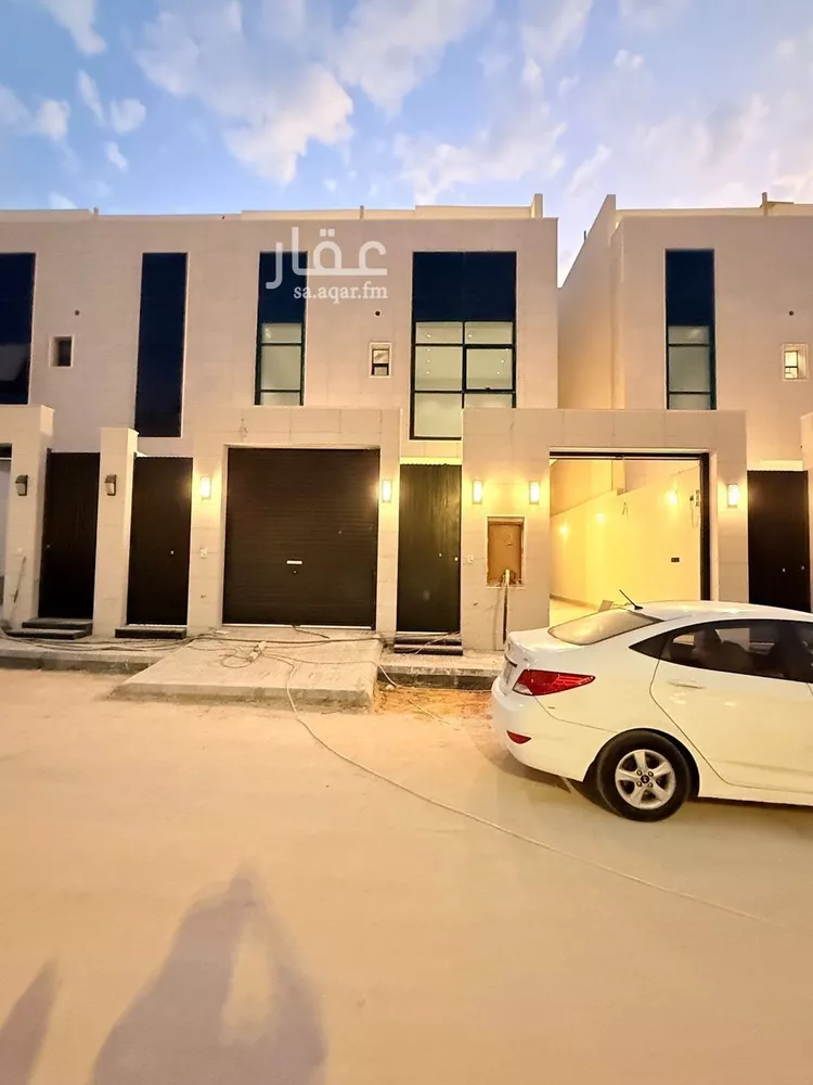 دور للبيع في شارع عبدالرحمن المكودي, حي عكاظ, مدينة الرياض, منطقة الرياض