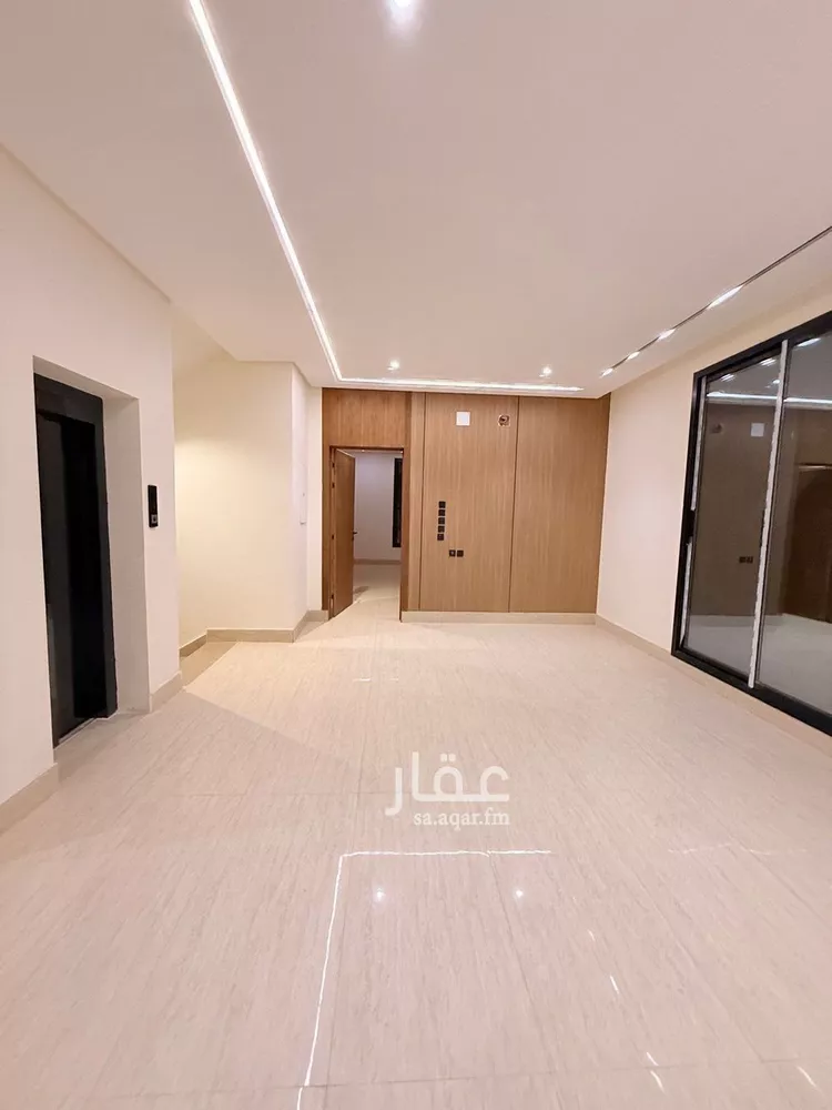 Villa for Sale in Riyadh Tuwaiq 14