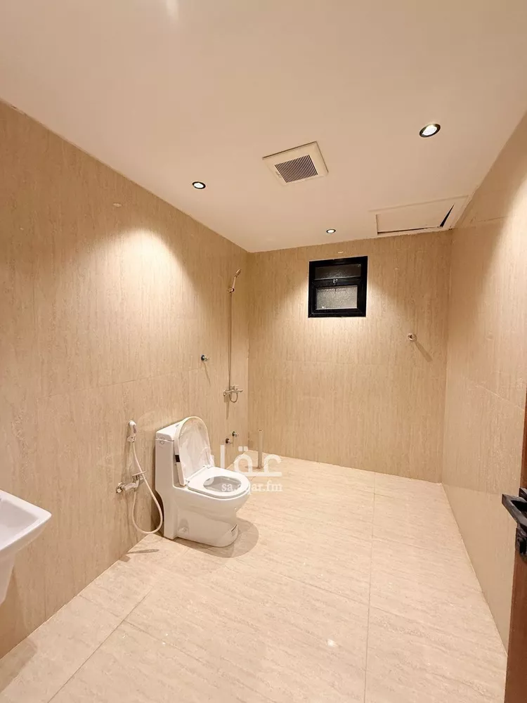 Villa for Sale in Riyadh Tuwaiq 6