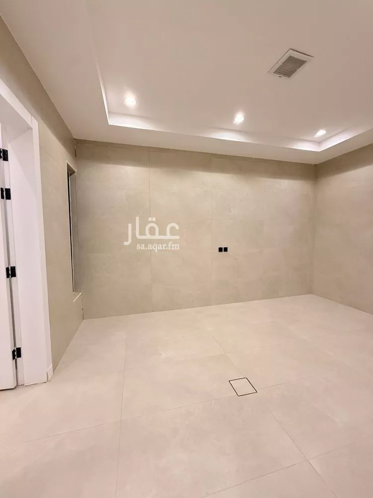 دور للبيع في شارع يحيى الأزدي, حي العوالي, مدينة الرياض, منطقة الرياض 7