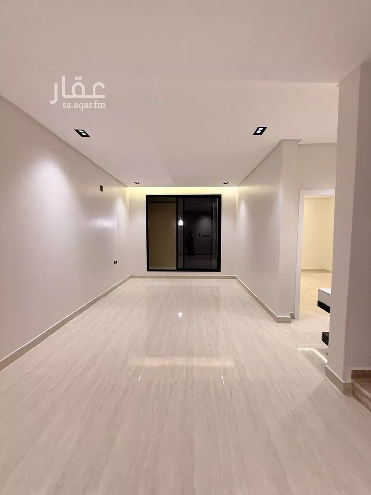 فيلا للبيع في شارع العنادية, حي العريجاء الغربي, مدينة الرياض, منطقة الرياض صورة 4