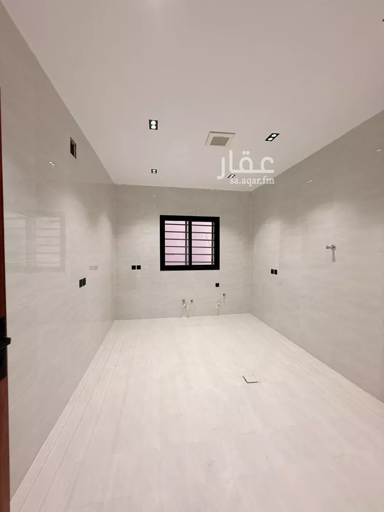 دور للبيع في شارع ابن رشيد الفهري, حي العوالي, مدينة الرياض, منطقة الرياض 8