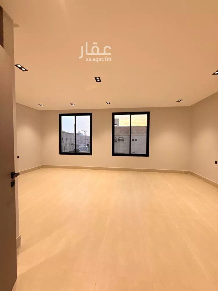 فيلا للبيع في شارع الخزرج, حي طويق, مدينة الرياض, منطقة الرياض 14