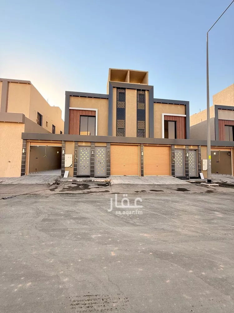 دور للبيع في شارع عبدالحفيظ قاري, حي عكاظ, مدينة الرياض, منطقة الرياض صورة 5