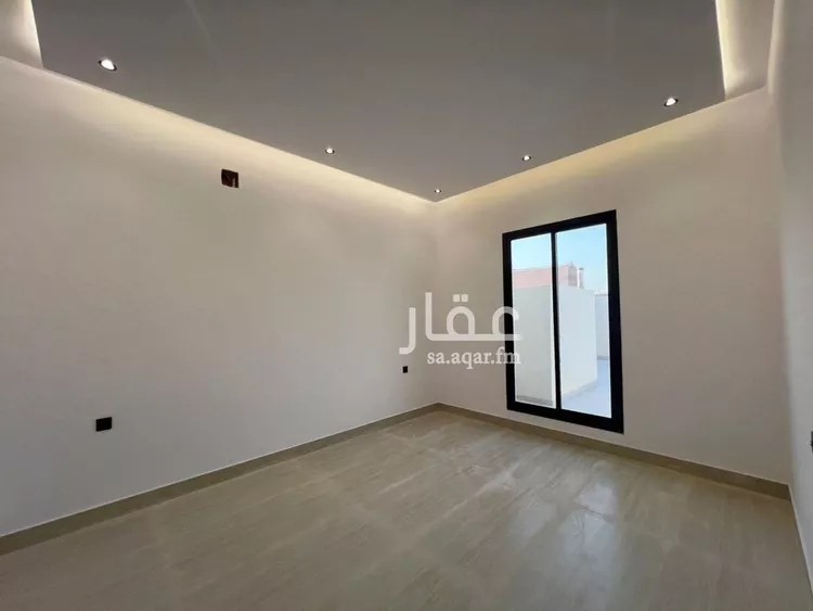 دور للبيع في شارع ابن سبرة, حي العوالي, مدينة الرياض, منطقة الرياض 7