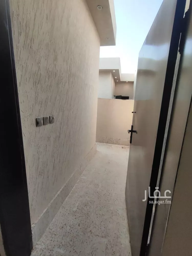 Villa for Sale in Riyadh Tuwaiq 7