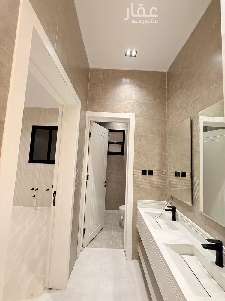 فيلا للبيع في شارع النقعاء, حي العريجاء الغربي, مدينة الرياض, منطقة الرياض صورة 4