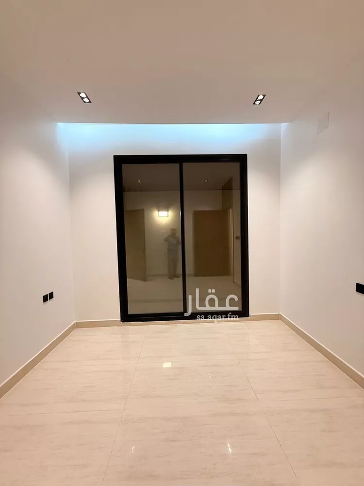 فيلا للبيع في شارع ابن النور, حي طويق, مدينة الرياض, منطقة الرياض 11