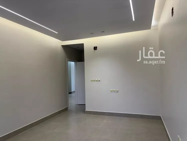 فيلا للبيع في شارع أحمد بن منصور, حي المهدية, مدينة الرياض, منطقة الرياض صورة 5