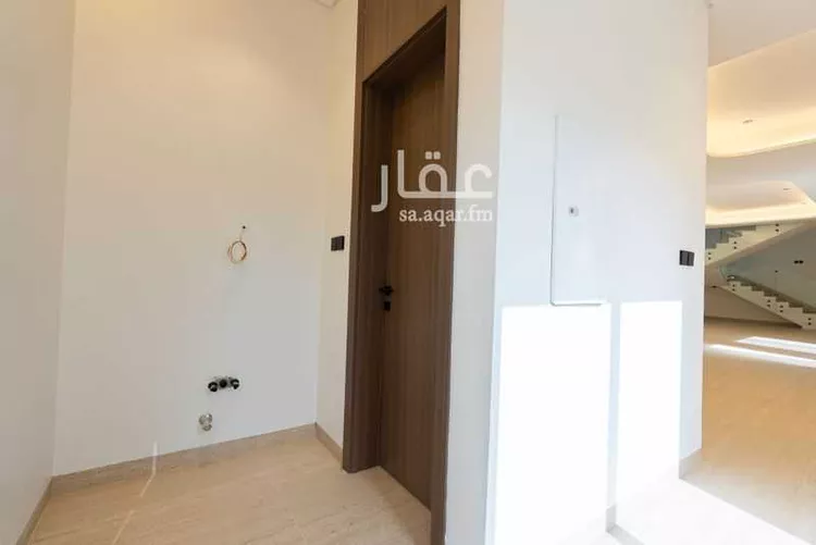 دور للبيع في شارع برهان الدين إبراهيم الفتة, حي حطين, مدينة الرياض, منطقة الرياض 14