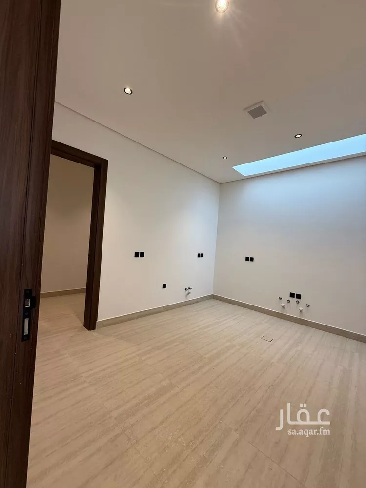 دور للبيع في شارع أبي زيد القيرواني, حي العارض, مدينة الرياض, منطقة الرياض صورة 4