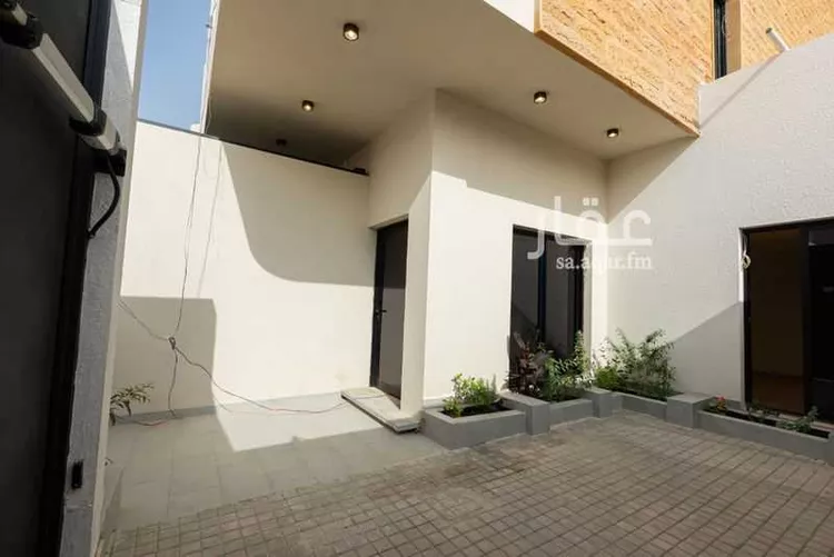دور للبيع في شارع برهان الدين إبراهيم الفتة, حي حطين, مدينة الرياض, منطقة الرياض صورة 4