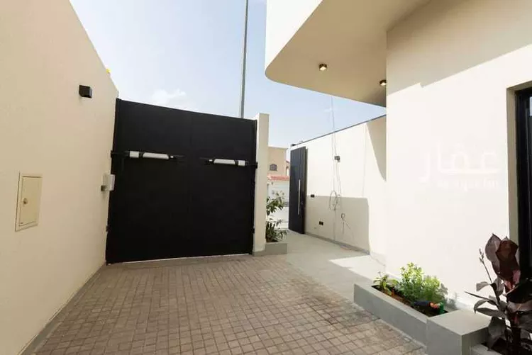 دور للبيع في شارع برهان الدين إبراهيم الفتة, حي حطين, مدينة الرياض, منطقة الرياض 17